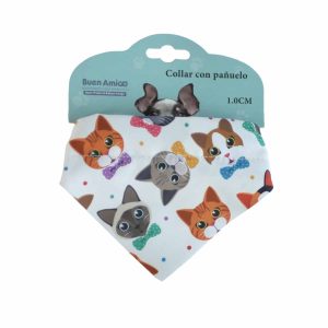 collar pañuelo blanco gatitos