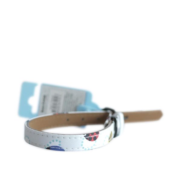 collar blanco chinita